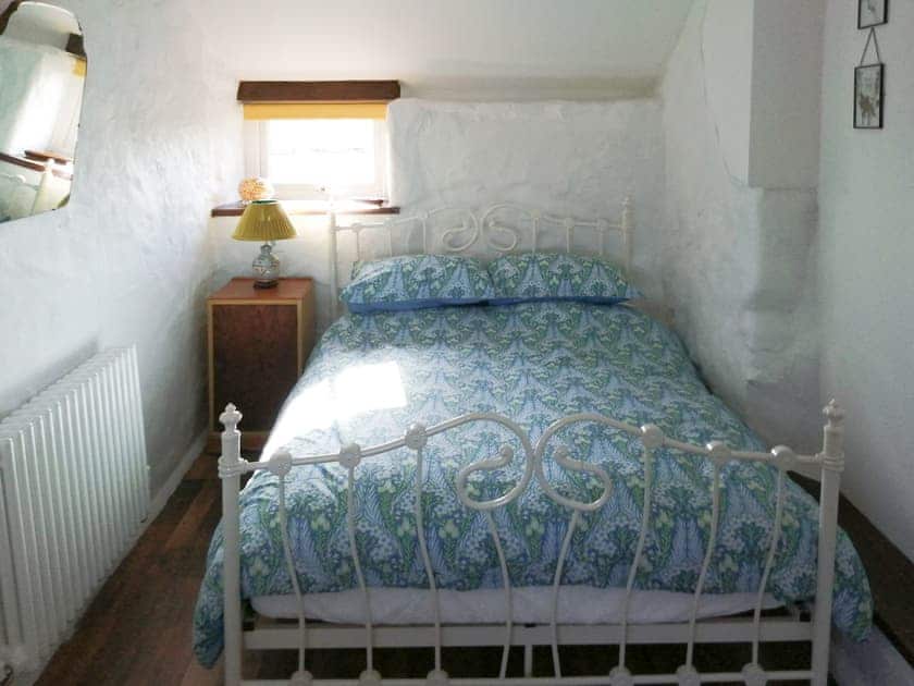 Double bedroom | Spyte Cottage, Swansea