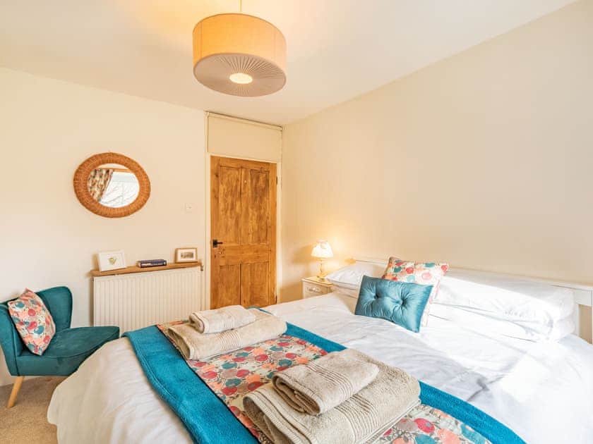 Double bedroom | Juliet Cottage - Alnwick Cottages, Alnwick