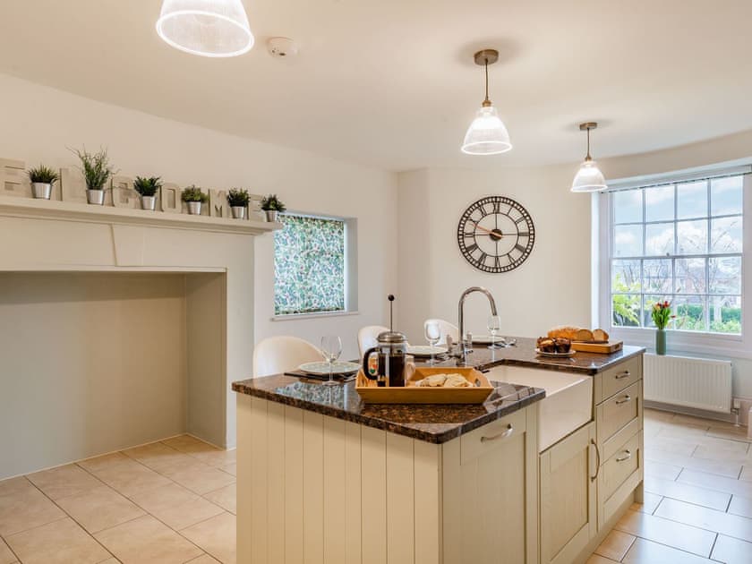 Kitchen/diner | Bank House Apartment, Newnham, Forest of Dean,
