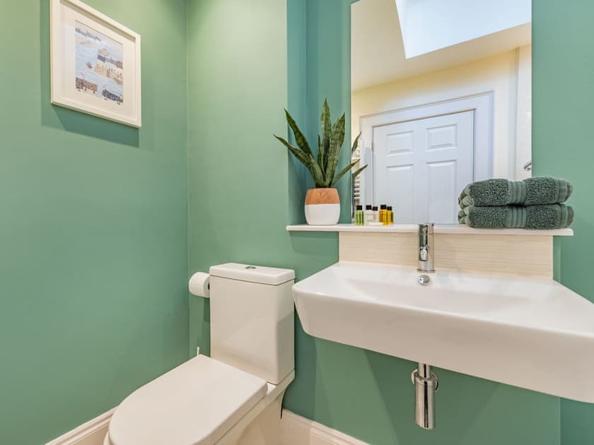 Bathroom | Bank House Apartment, Newnham, Forest of Dean,