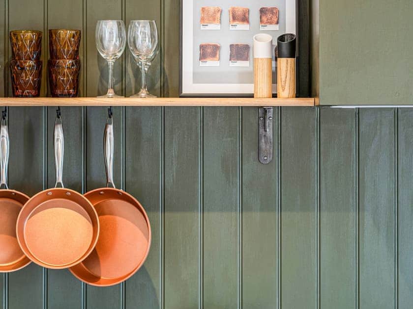 Kitchen | South Stable - The Stables at Crabtree Farm, Hastingleigh