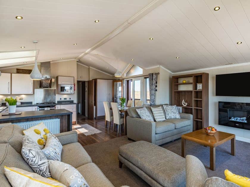 Open plan living space | Buff Lake - The Laurels, Addlethorpe, near Skegness