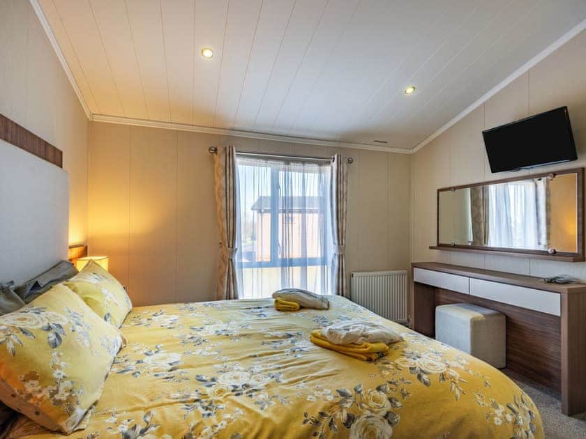Double bedroom | Buff Lake - The Laurels, Addlethorpe, near Skegness