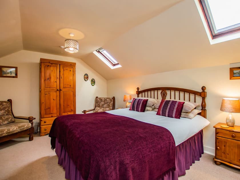 Double bedroom | Red Kite Cottage, Maesymeillion, near New Quay