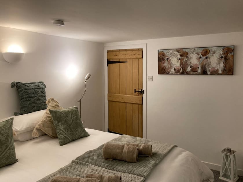 Upstairs bedroom set as a superking | Holly Cottage, Palnackie, near Castle Douglas