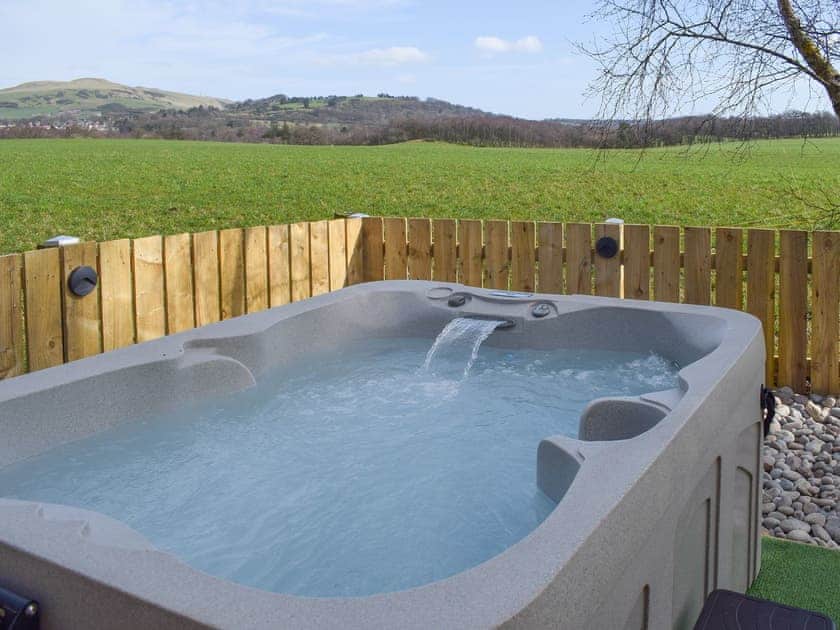 Hot tub | Pinewood Cabin, Dunfermline