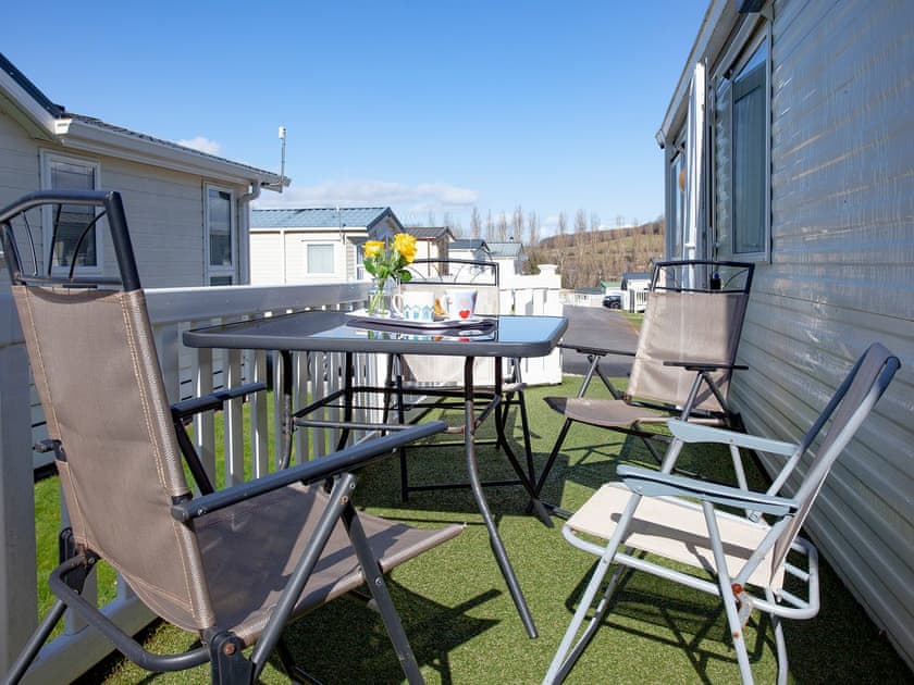 Sitting-out-area | Hillside Caravan, Dawlish Warren