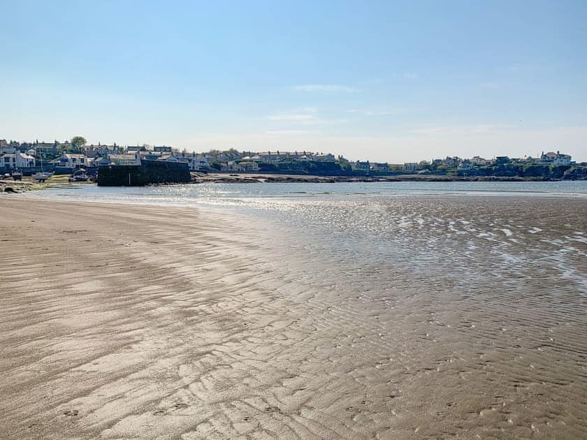 Surrounding area | Llwyn Ysgaw, Cemaes