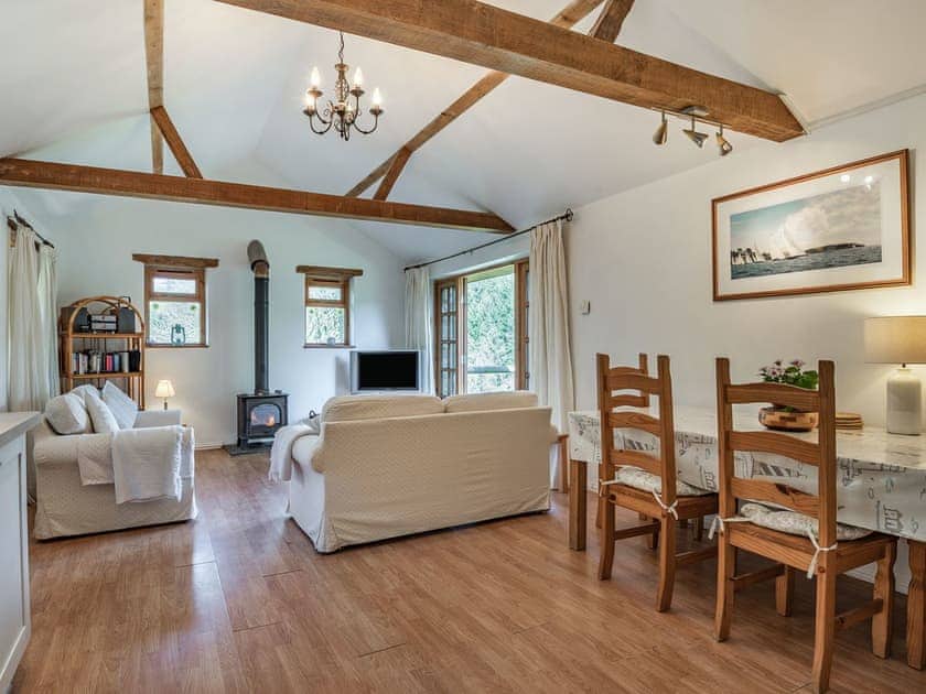 Open plan living space | Maple Tree Cottage - Rockenhayne Farmstead, Branscombe