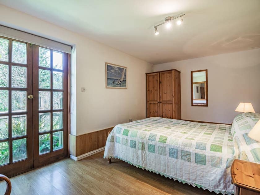 Double bedroom | Maple Tree Cottage - Rockenhayne Farmstead, Branscombe