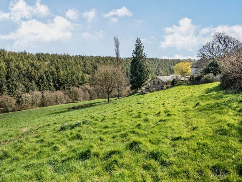 Setting | Maple Tree Cottage - Rockenhayne Farmstead, Branscombe