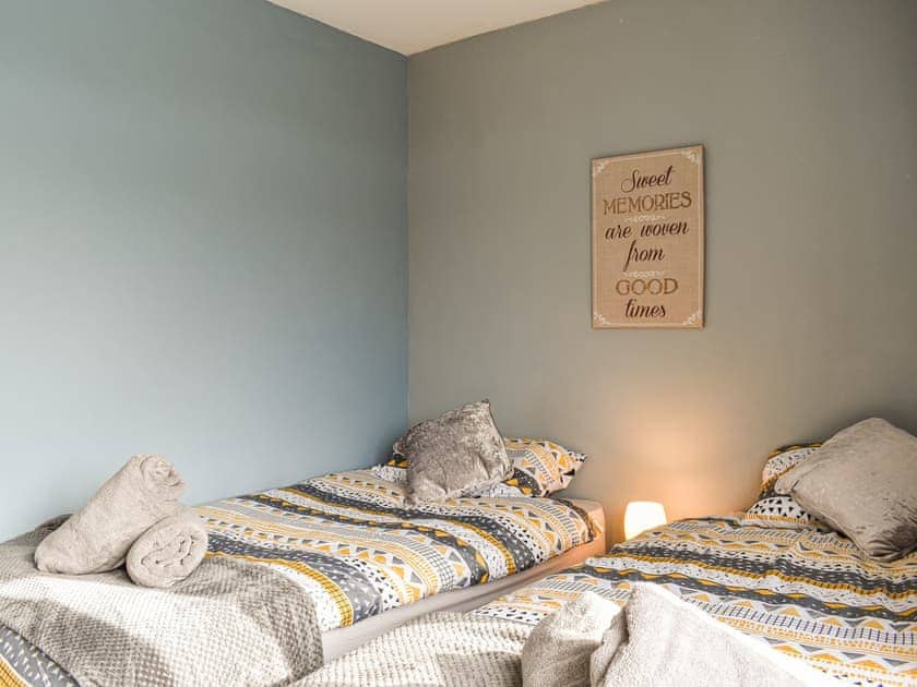 Twin bedroom | Matty’s Place, Walwen, Lixwm