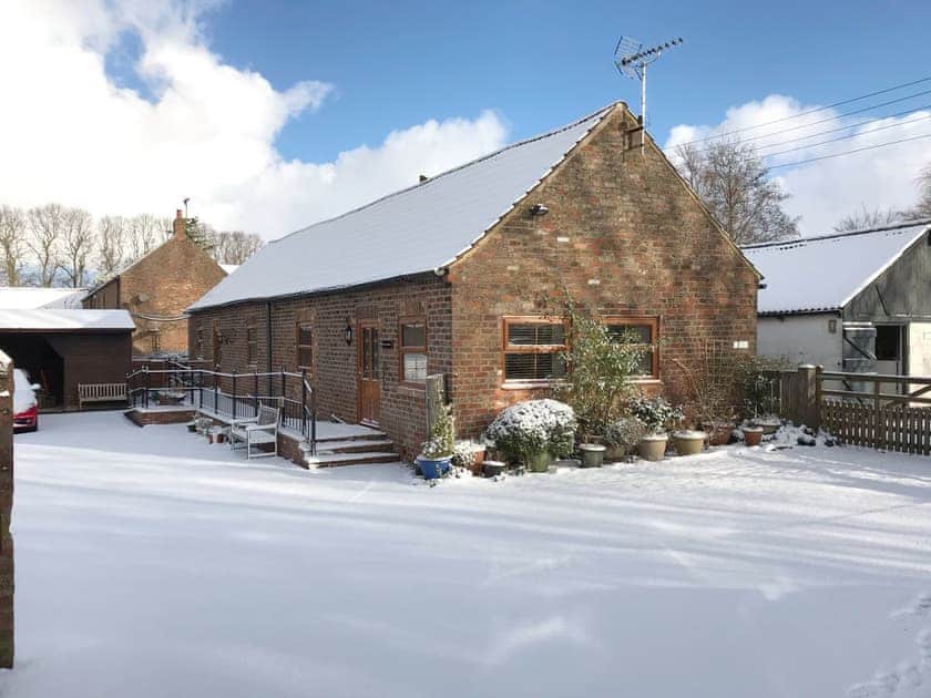 Exterior in winter | The Old Barn, Wansford, near Driffield