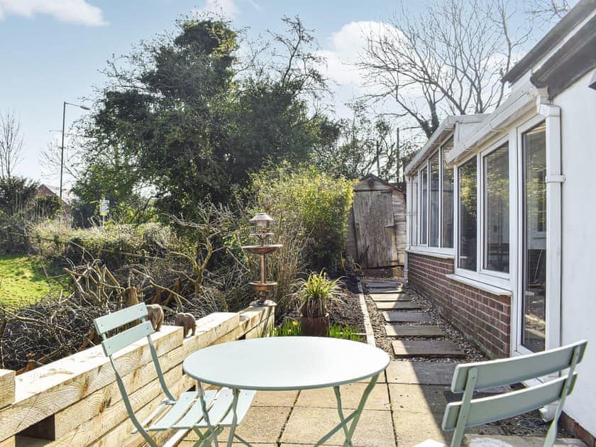 Sitting-out-area | Windmill Cottage, Breadsall, near Derby