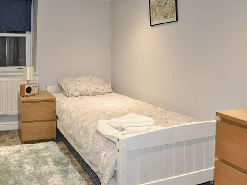 Single bedroom | Laburnum House, Matlock