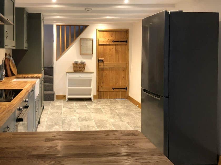Kitchen | Middle Hanter - Acre Luxury Lodges, Stanner, near Kington