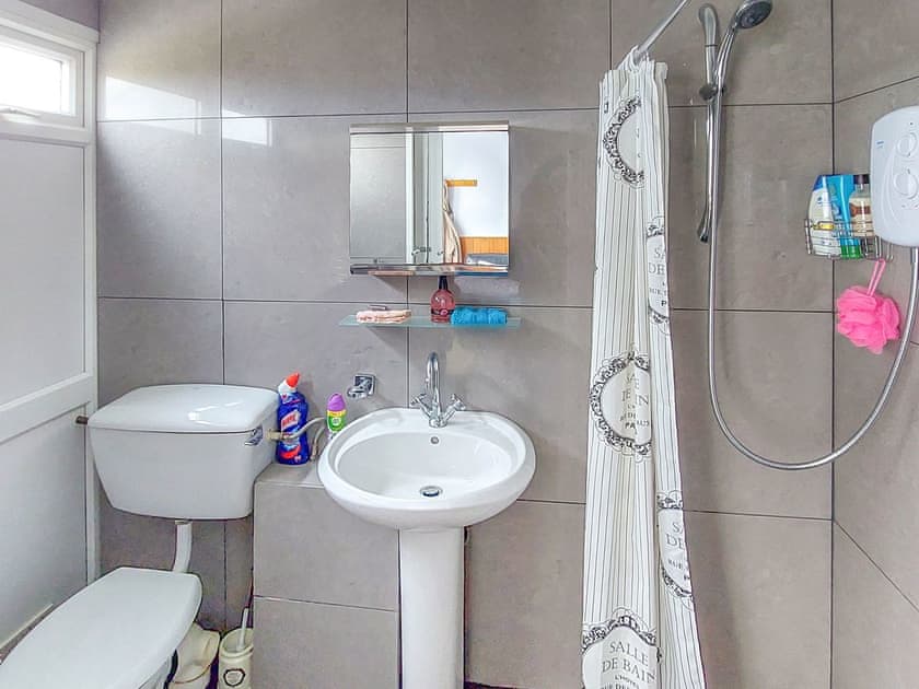 Shower room | Sandy Belle, Hemsby