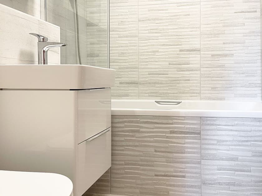 Bathroom | Harvest Cottage, Padstow