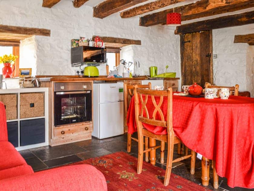 Dining Area | Ty Fferm Hen - Coity Bach, Talybont-On-Usk
