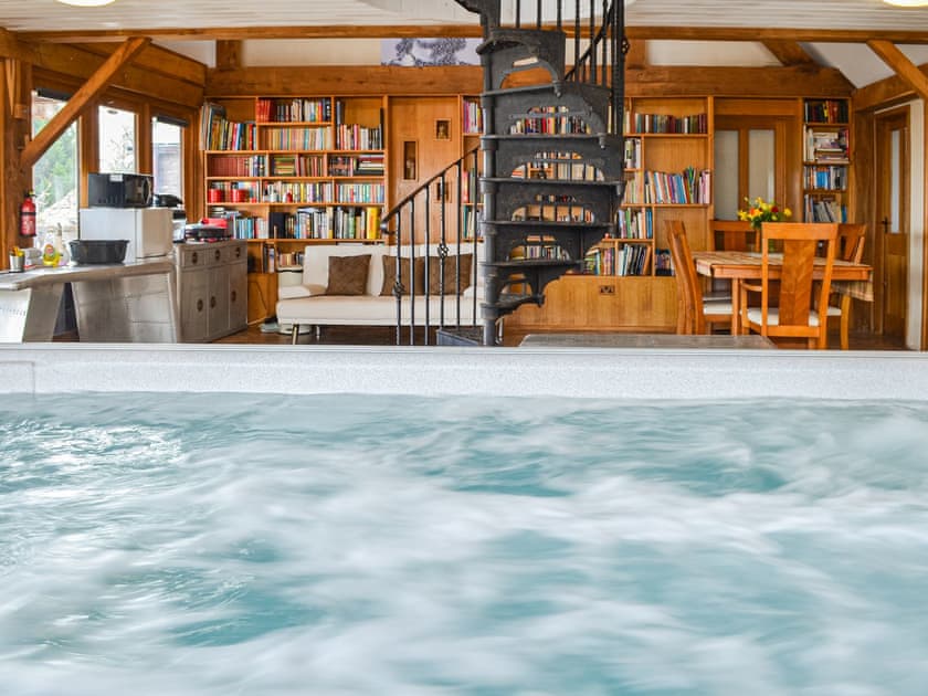 Supersize indoor hot tub within the living area | Ty Nofio - Coity Bach, Talybont-On-Usk