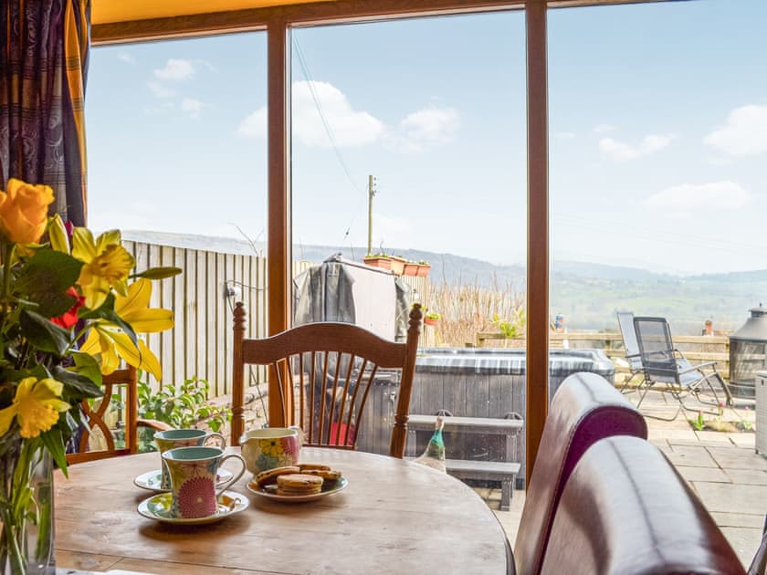 Dining Area | Peacock Cottage - Coity Bach, Talybont-On-Usk