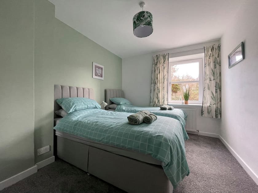 Twin bedroom | Harbour Street, Portmahomack