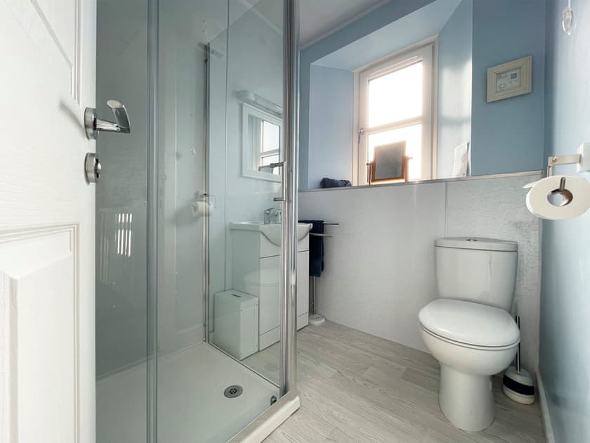 Shower room | Harbour Street, Portmahomack