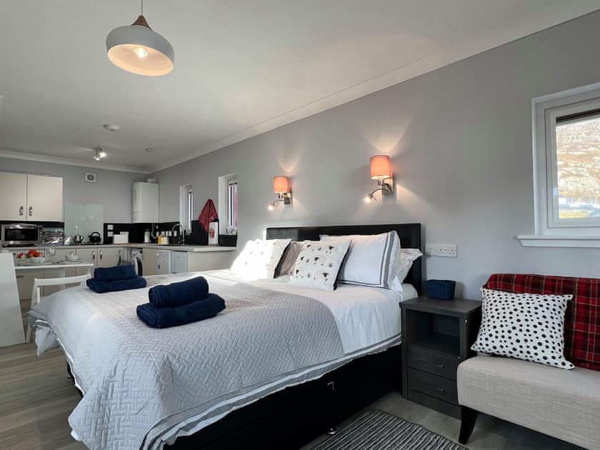 Open plan living space | Jayne Cottage, Harris