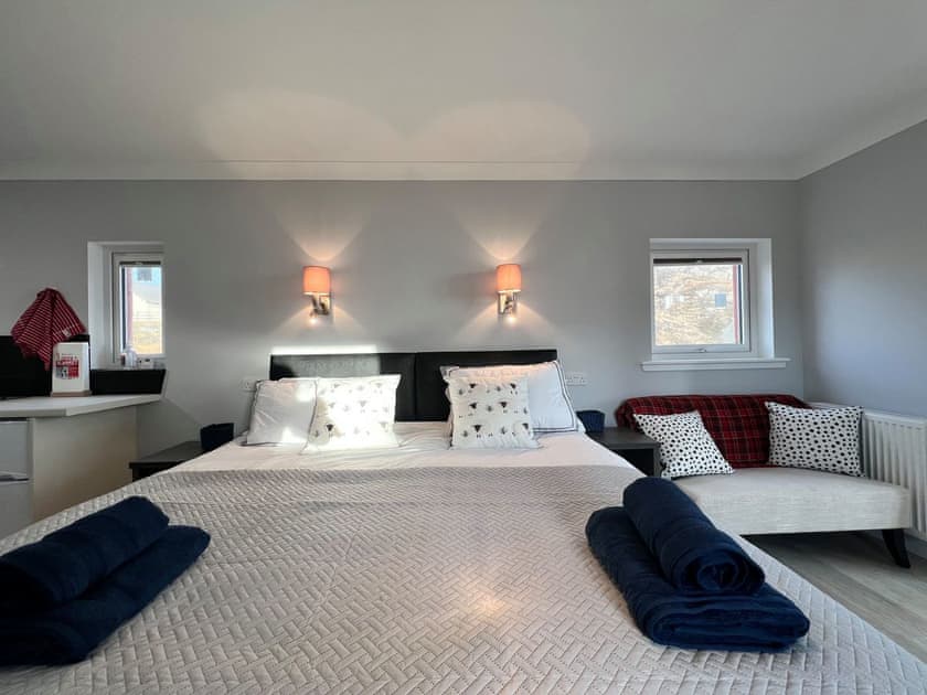Open plan living space | Jayne Cottage, Harris