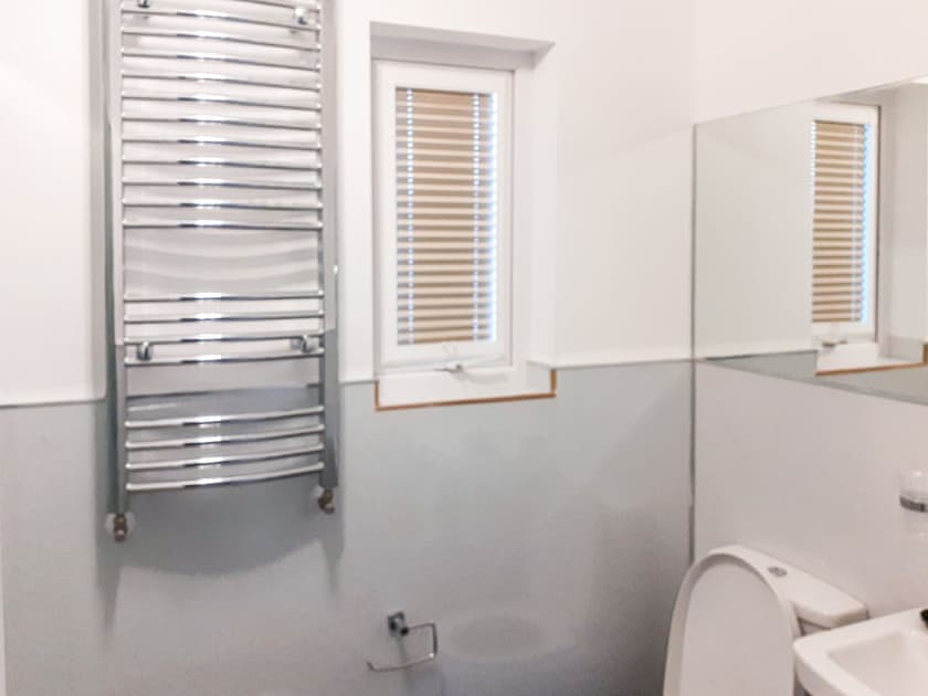 Shower room | Jayne Cottage, Harris