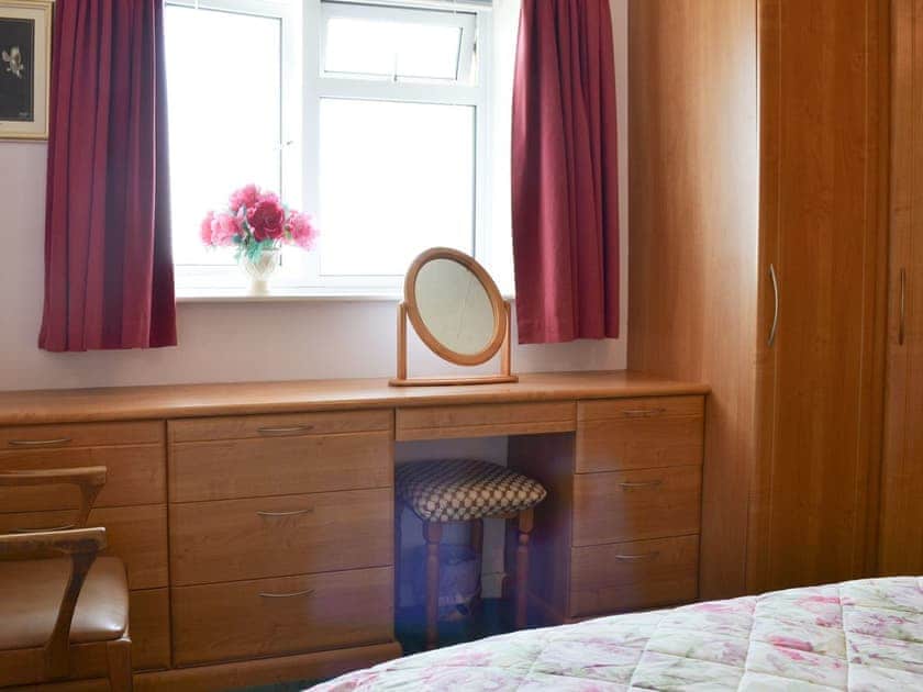 Double bedroom | Rivendell, Blakeney Hill, near Lydney, Forest of Dean