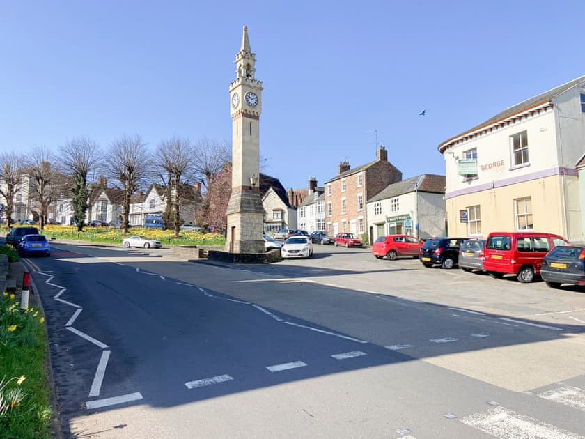 Newnham High Street | Bank House Apartment, Newnham, Forest of Dean,