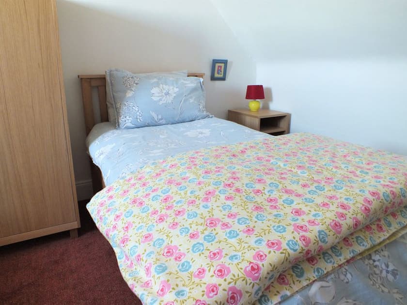 Twin bedroom | Olafs Cottage, Garlieston, Newton Stewart