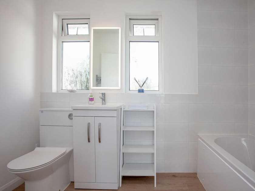 Bathroom | Blue Horizon, Sidmouth