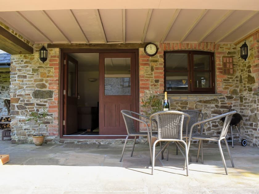 Exterior | Crofter’s Barn, Brentor