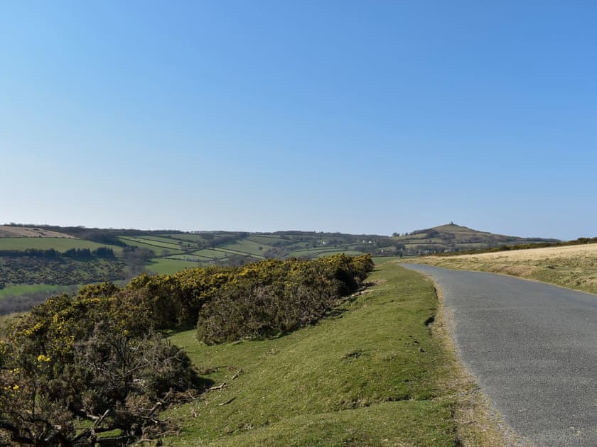Surrounding area | Crofter’s Barn, Brentor