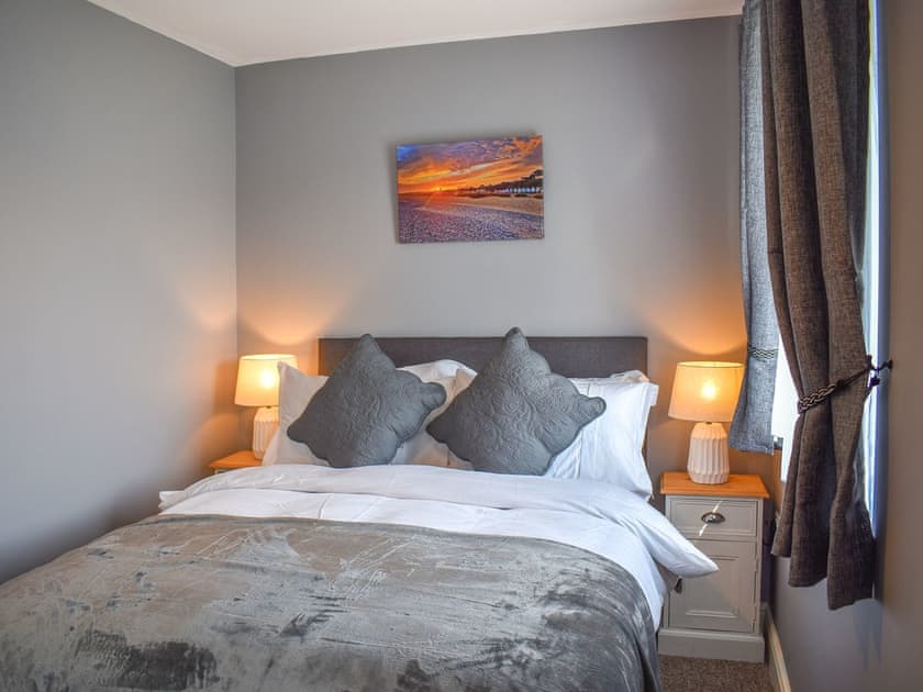 Double bedroom | Sea Breeze, Kessingland