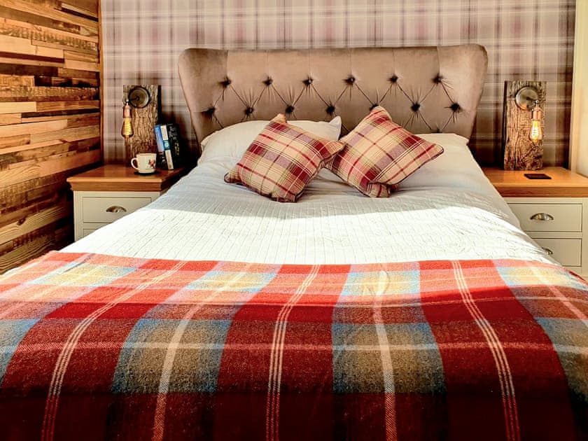 Double bedroom | Ratagan Lodge, Ratagan, Glenshiel