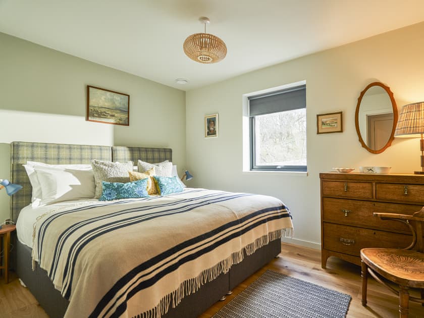 Double bedroom | An Airigh, Newton