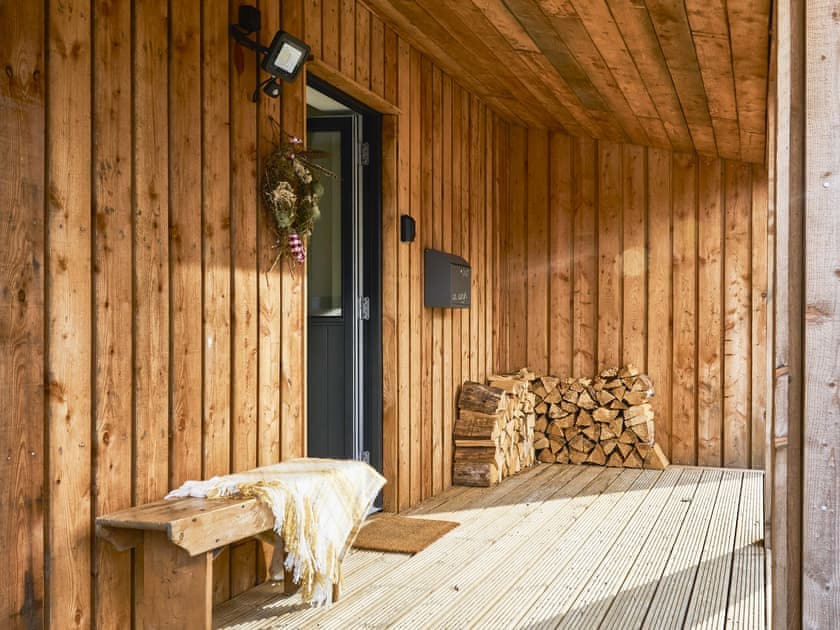 Exterior | An Airigh, Newton