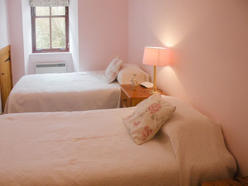 Twin bedroom | Loudon - Halftown Cottages, St Catherines