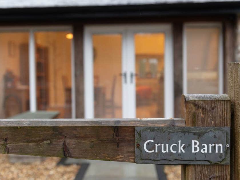 Exterior | Cruck Barn - Plas Iwrwg, Maenan, near Llanrwst