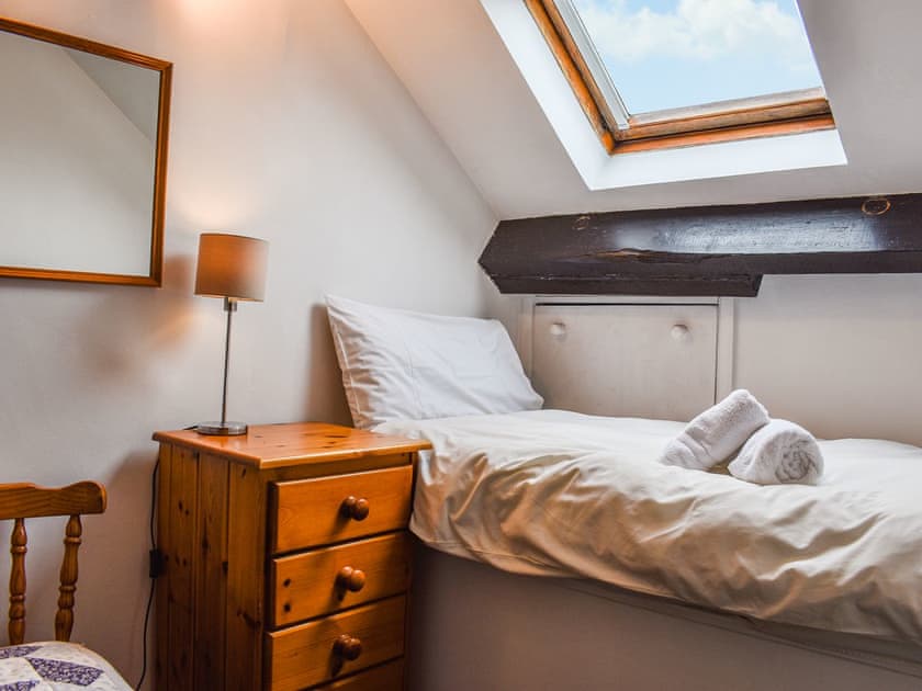 Twin bedroom | Gowland Farm- Over Across - Gowland Farm, Cloughton, near Harwood Dale