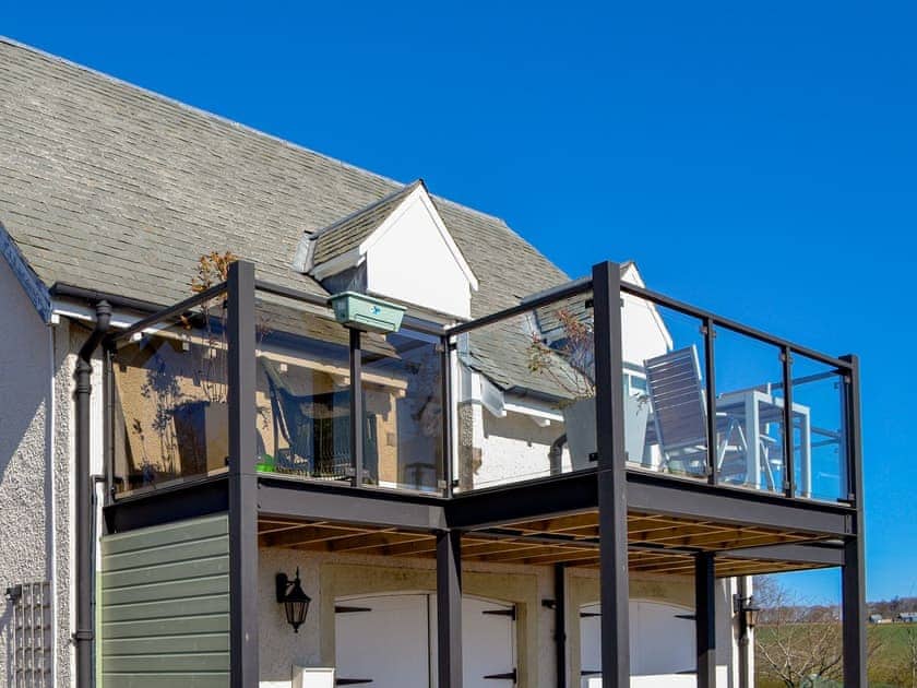 Balcony | Grange Loft - Grange Holidays, Dundee