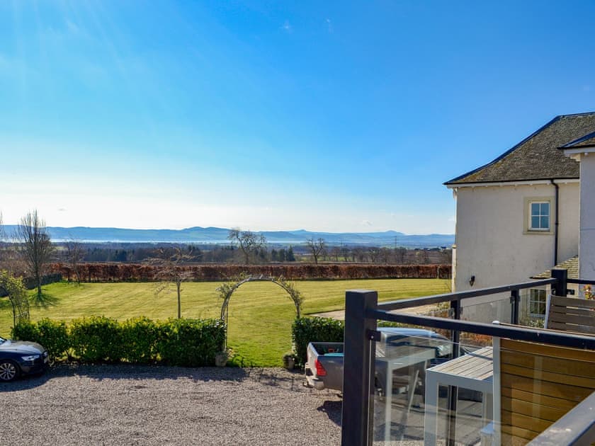 View | Grange Loft - Grange Holidays, Dundee