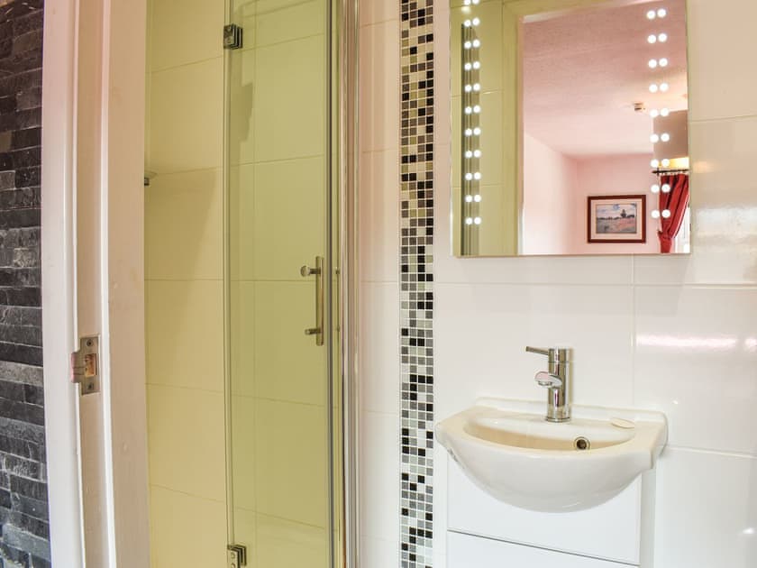 Shower room | Langdale View, Chapel Stile