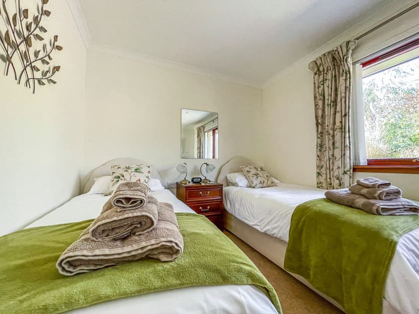 Twin bedroom | Chanonry View Holiday Cottage, Fortrose