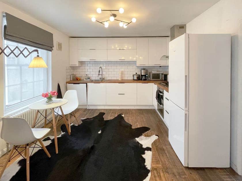 Kitchen/diner | Gloucester Street - Gloucester Apartments, Bristol