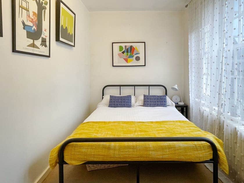 Double bedroom | Gloucester Street - Gloucester Apartments, Bristol