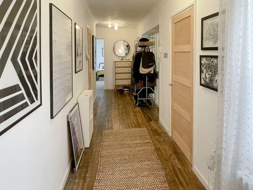 Hallway | Gloucester Street - Gloucester Apartments, Bristol